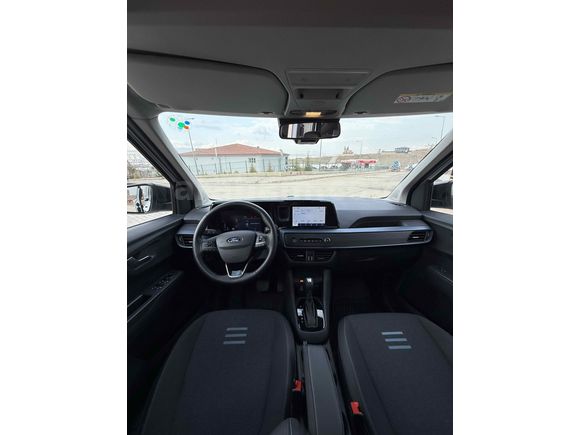 AUTOPARK”DAN Ford Tourneo Courier 1.0 EcoBoost Active 2025 Model Elazığ