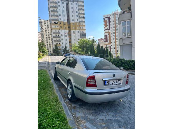 Sahibinden Skoda Octavia 1.6 Ambiente 2004 Model 