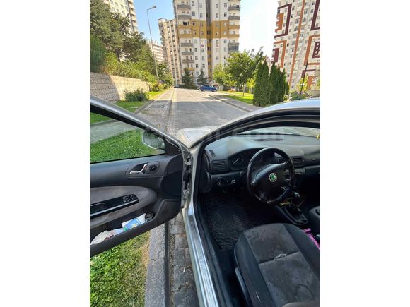 Sahibinden Skoda Octavia 1.6 Ambiente 2004 Model 
