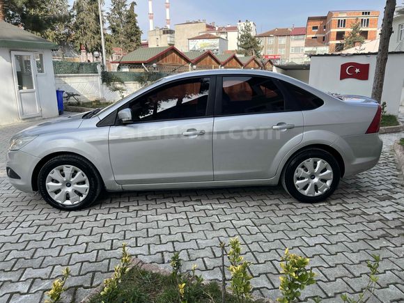 Sahibinden Ford Focus 1.6 TDCi Trend 2010 Model 