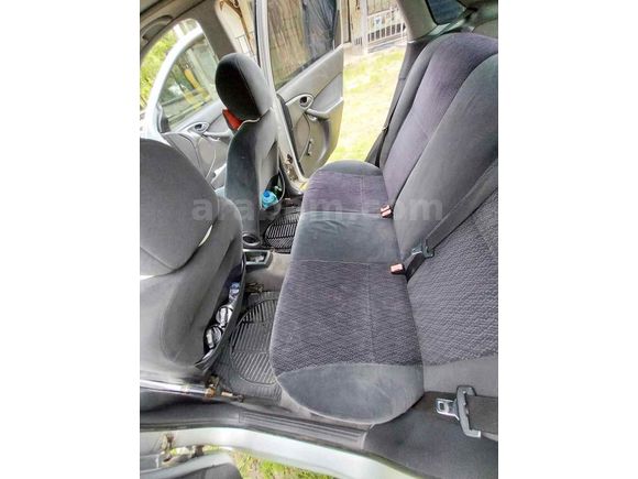 Sahibinden Ford Focus 1.6 Ambiente 1999 Model 