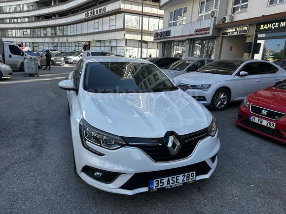 Sahibinden Renault Megane 1.5 Blue DCI Touch 2020 Model 
