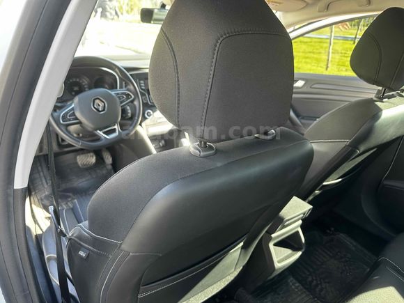 Sahibinden Renault Megane 1.5 Blue DCI Touch 2020 Model 