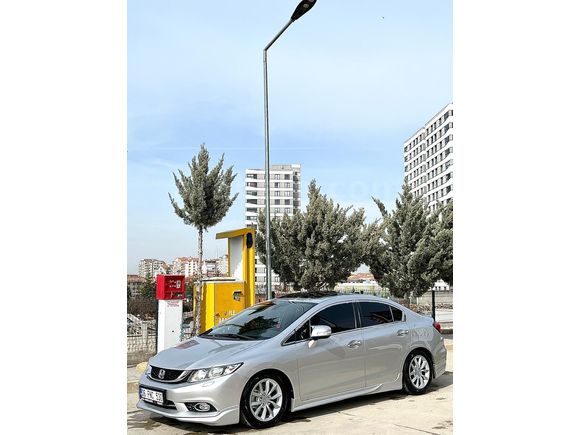 Sahibinden Honda Civic 1.6i VTEC ECO Elegance 2014 Model