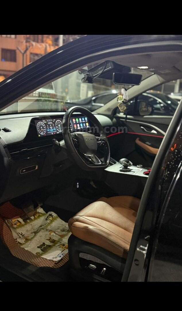 Sahibinden Chery Omoda 5 1.6 T-GDI Excellent 2023 Model Batman 45.000 km Siyah 4