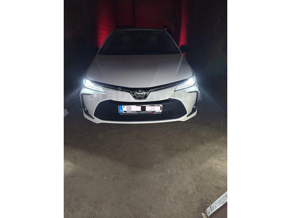 Sahibinden Toyota Corolla 1.5 Flame X-Pack Sıfır alacaklara bayiden garaja