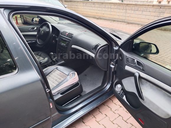 Sahibinden Skoda Octavia 1.6 Ambiente 2005 Model