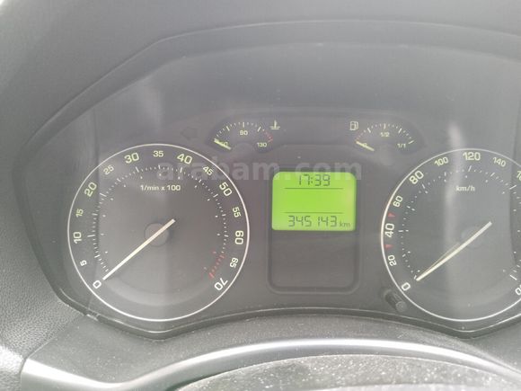 Sahibinden Skoda Octavia 1.6 Ambiente 2005 Model