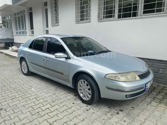Sahibinden Renault Laguna 2.0 Privilege 2003 Model 