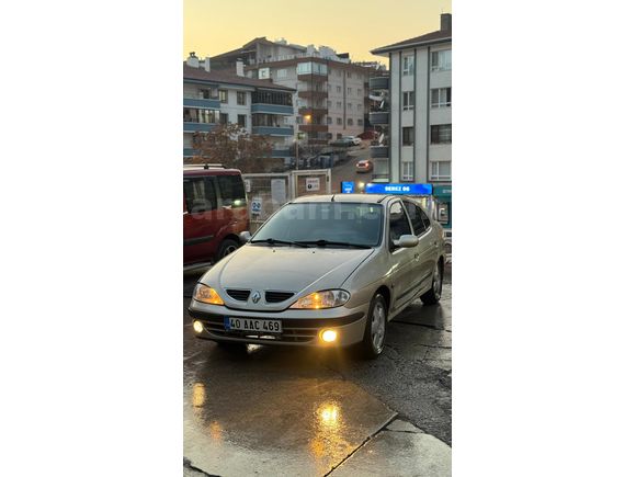Sahibinden Renault Megane 1.6 RXT 2000 Model