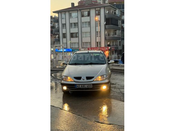 Sahibinden Renault Megane 1.6 RXT 2000 Model