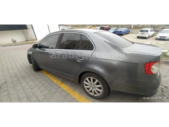 OTOMATİK 2008 Jetta 1.6 