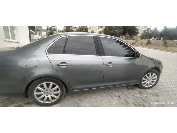 OTOMATİK 2008 Jetta 1.6 