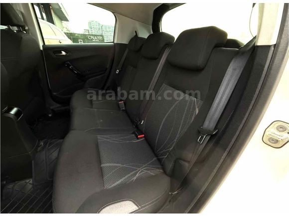 Sahibinden Peugeot 208 1.4 HDi Active 2015 Model 