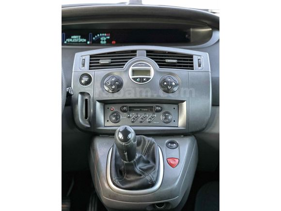 2004 MODEL, 171.000 KM'de, ÇOK TEMİZ, 1.6 16 VALF, DYNAMİQUE***