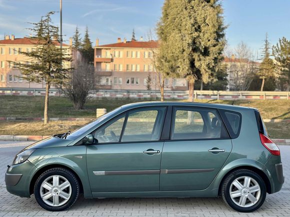 2004 MODEL, 171.000 KM'de, ÇOK TEMİZ, 1.6 16 VALF, DYNAMİQUE***