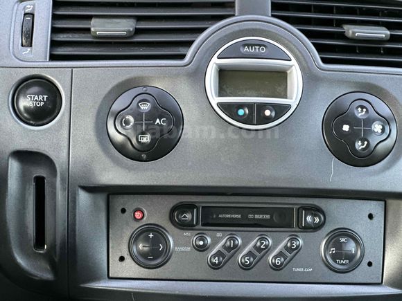 2004 MODEL, 171.000 KM'de, ÇOK TEMİZ, 1.6 16 VALF, DYNAMİQUE***