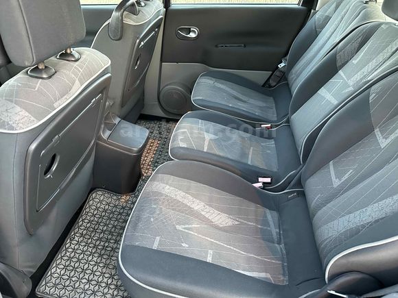 2004 MODEL, 171.000 KM'de, ÇOK TEMİZ, 1.6 16 VALF, DYNAMİQUE***