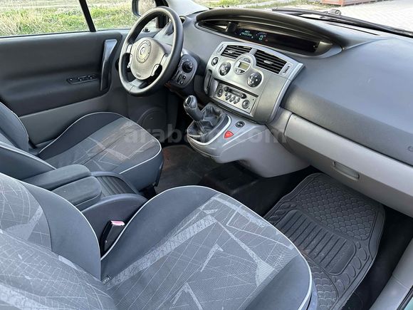 2004 MODEL, 171.000 KM'de, ÇOK TEMİZ, 1.6 16 VALF, DYNAMİQUE***