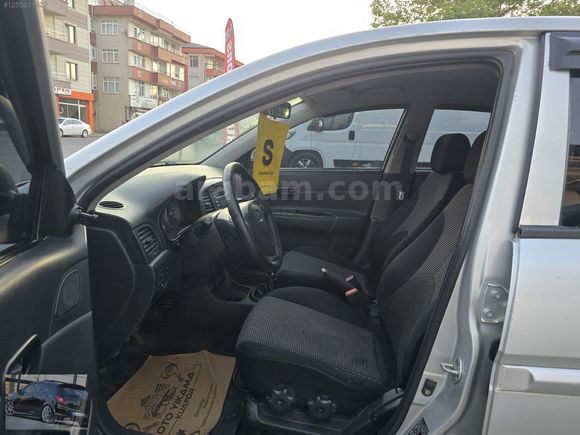 FIRSATT 2012 HYUNDAİ ERA ABS ESPLİ TERTEMİZ