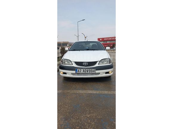 Memurdan  Toyota Avensis 2.0 Sol 2001 Model