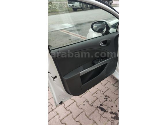 MAKYAJLI KASA - YENİ GÖĞÜS - CARPLAY + GERİ GÖRÜŞ - MASRAFSIZ LEON