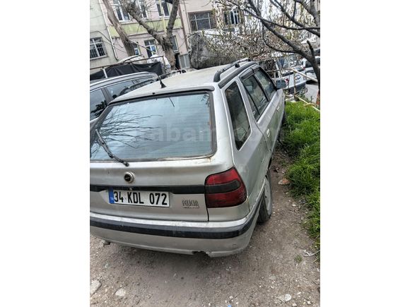 Sahibinden Skoda Felicia 1.3 GLXi 2000 Model  221.000 km Gri (Gümüş)