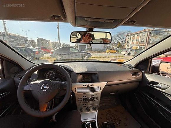 2010 MODEL DEĞİŞENSİZ 247.000 KM SEDAN