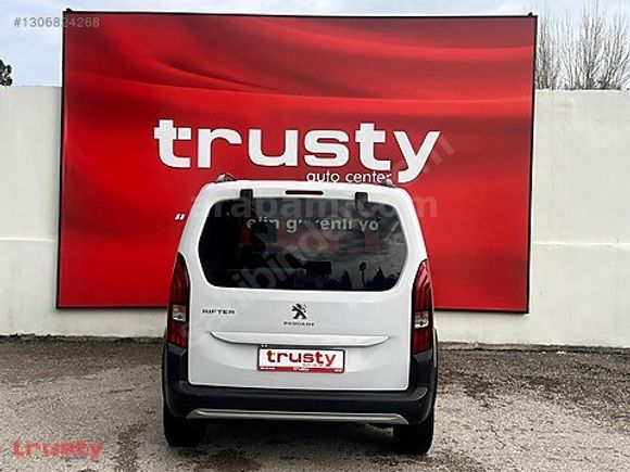 TRUSTY ONATÇA'DAN PEUGEOT RİFTER