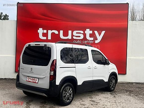 TRUSTY ONATÇA'DAN PEUGEOT RİFTER