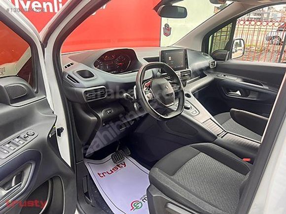 TRUSTY ONATÇA'DAN PEUGEOT RİFTER