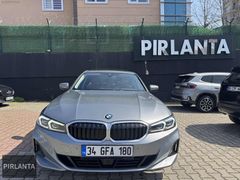 2023 ÇIKIŞ MAKYAJLI BMW 320i SPORT HEAD UP-NAVİ HI-FI OTONOM