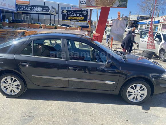 Sahibinden Renault Laguna 1.6 Expression 2008 Model  222.000 km Siyah