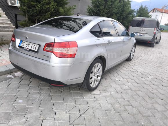 Citroen C5 1.6 HDi SX PK 2009 Model