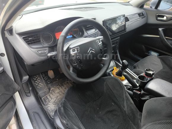 Citroen C5 1.6 HDi SX PK 2009 Model