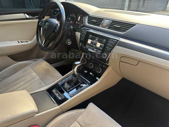 Sahibinden Skoda SuperB 1.6 TDI Prestige 2015 Model  225.000 km Gri
