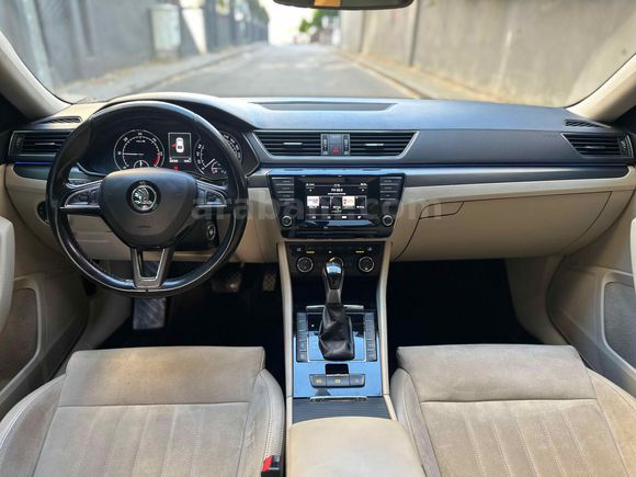 Sahibinden Skoda SuperB 1.6 TDI Prestige 2015 Model  225.000 km Gri