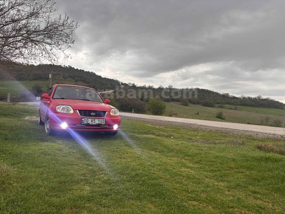 Sahibinden Hyundai Accent 1.6 Admire 2003 Model  295.000 km Diğer