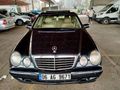 NARLI dan Mercedes - Benz E 200 Kompressor Avantgarde 2002 Model Ankara
