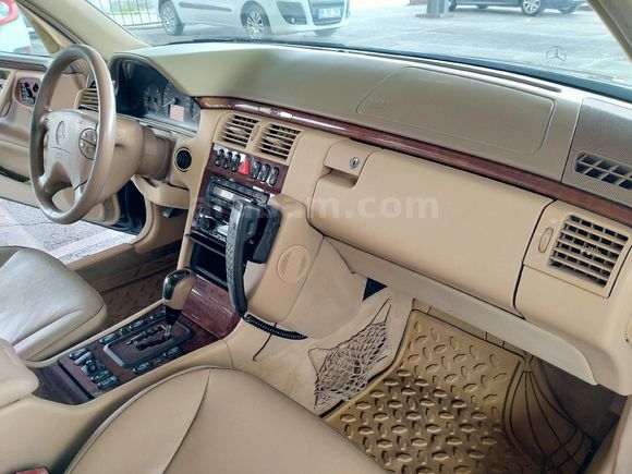 NARLI dan Mercedes - Benz E 200 Kompressor Avantgarde 2002 Model Ankara
