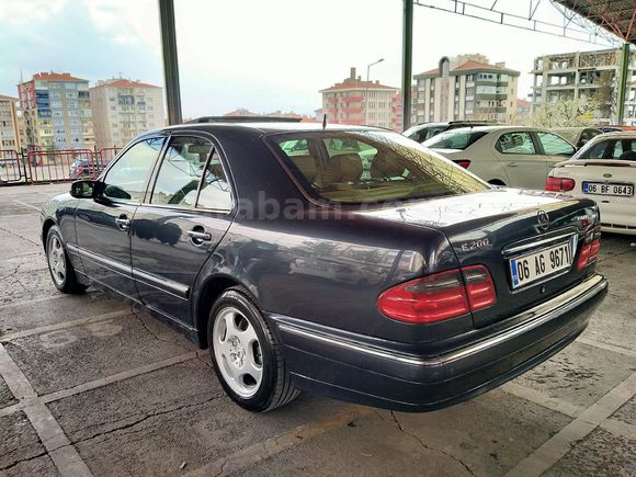 NARLI dan Mercedes - Benz E 200 Kompressor Avantgarde 2002 Model Ankara