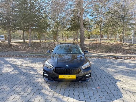 GÜDÜLOĞLU 'DAN HATASIZ 2022 BMW 216D CAM TAVAN