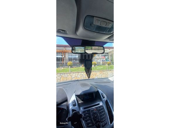 Sahibinden Ford Tourneo Connect 1.5 TDCI Titanium X 2016 Model 