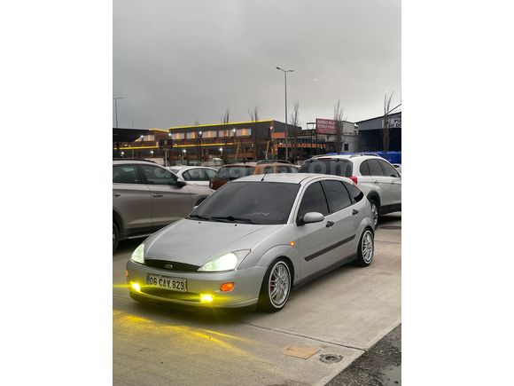 Sahibinden Ford Focus 1.6 Ghia 1999 Model