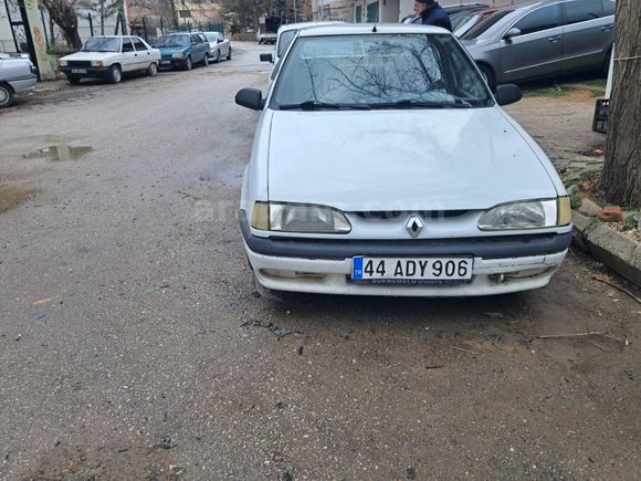 KLİMALI RENAULT 19