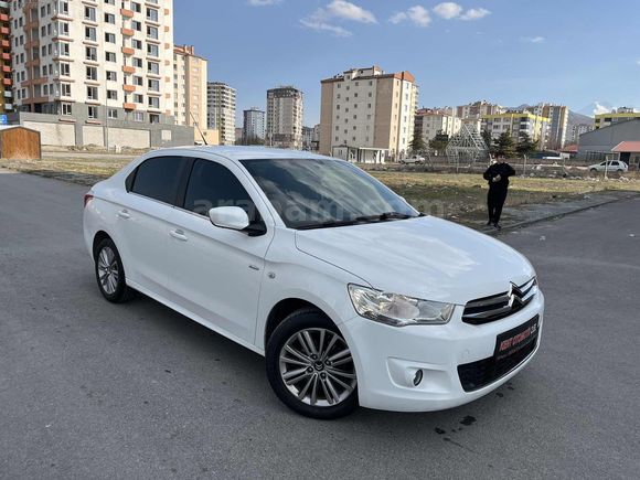 KENT OTOMOTİV 2.ELDEN ORJINAL HATASIZ 145BİN KMDE 2015 MODEL