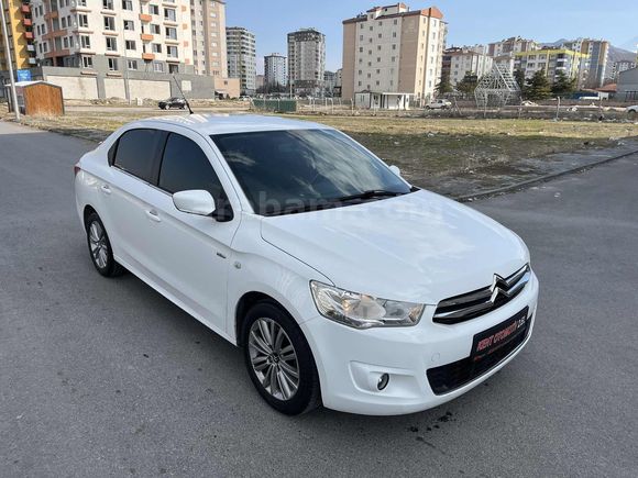 KENT OTOMOTİV 2.ELDEN ORJINAL HATASIZ 145BİN KMDE 2015 MODEL