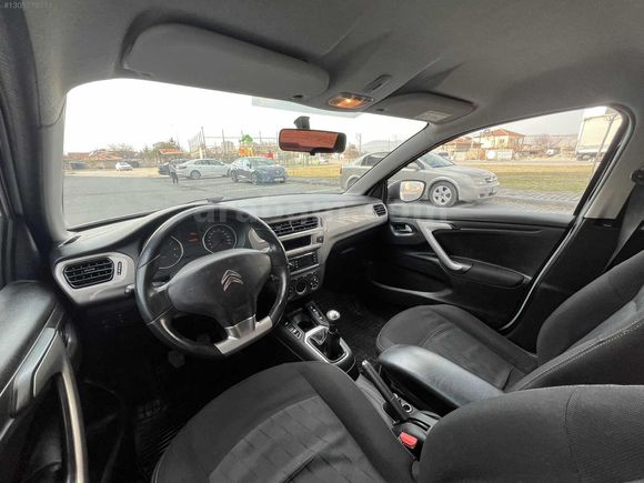 KENT OTOMOTİV 2.ELDEN ORJINAL HATASIZ 145BİN KMDE 2015 MODEL