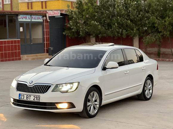Sahibinden Skoda SuperB 1.6 TDI Prestige 2013 Model  197.000 km Beyaz