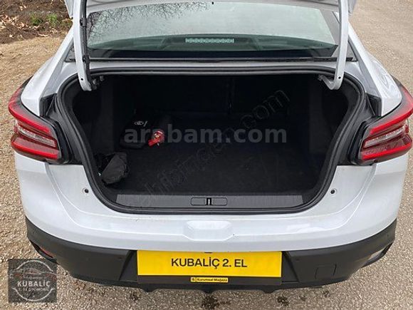 KUBALİÇ DEN 2024 MODEL C4 X 1.2 Puretech Feel Bold EAT8